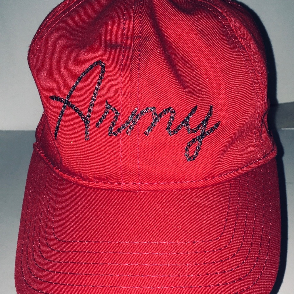 NEW Women's OS Adjustable UnderArmour Red Baseball Cap w/Army Black Embroidery